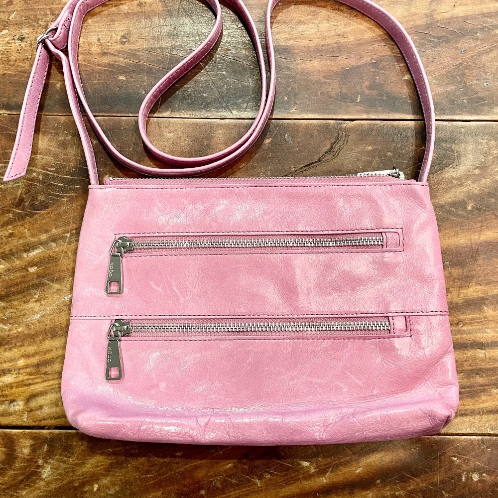 Hobo International Mara Lilac Glazed-Cracked Leather Cross Body Purse